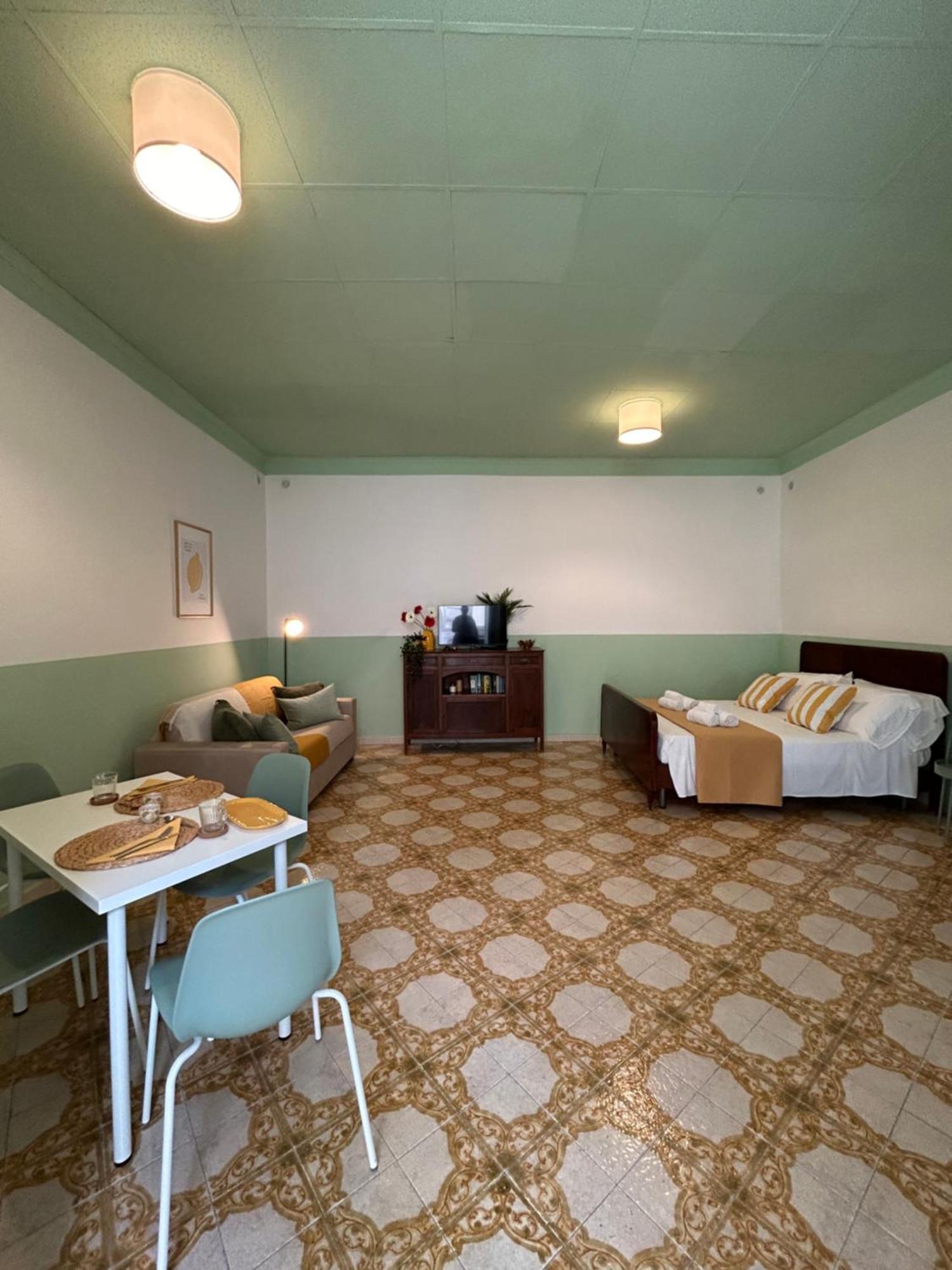 Casa Maria Rosa - Seaside Apartment Sorrento Esterno foto