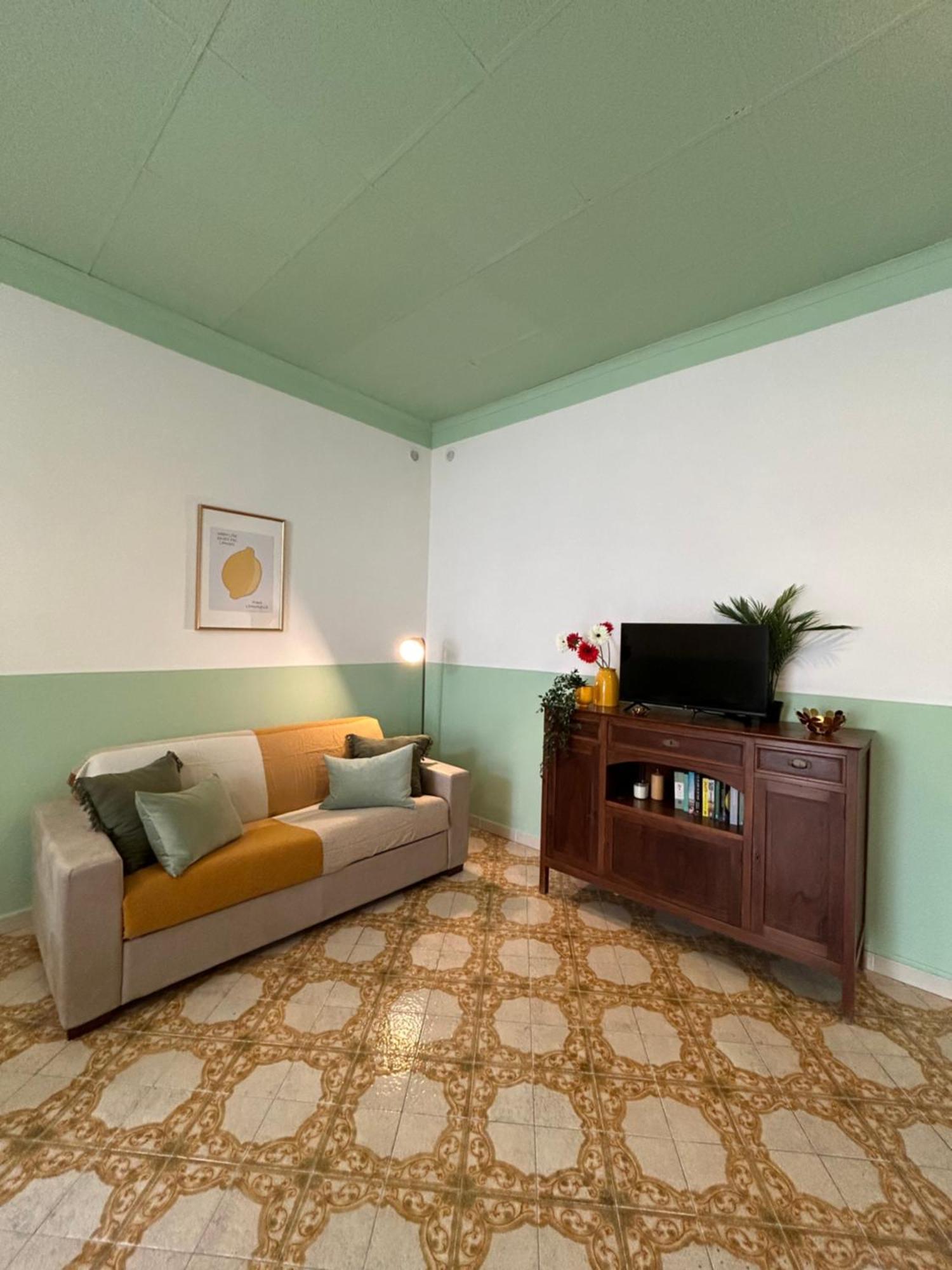 Casa Maria Rosa - Seaside Apartment Sorrento Esterno foto